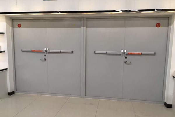 濟(jì)南鋼質(zhì)防火門的功能與其他防火門類產(chǎn)品相比有哪些特殊性，你了解嗎？