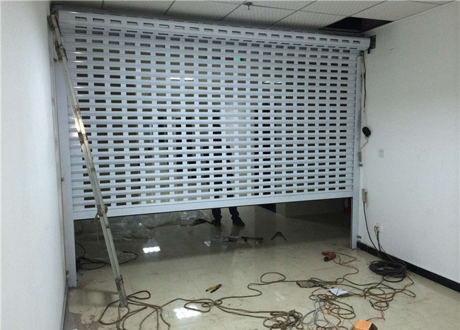 濟南卷簾門廠家為大家詳細介紹電動卷簾門故障維修大全，建議收藏！